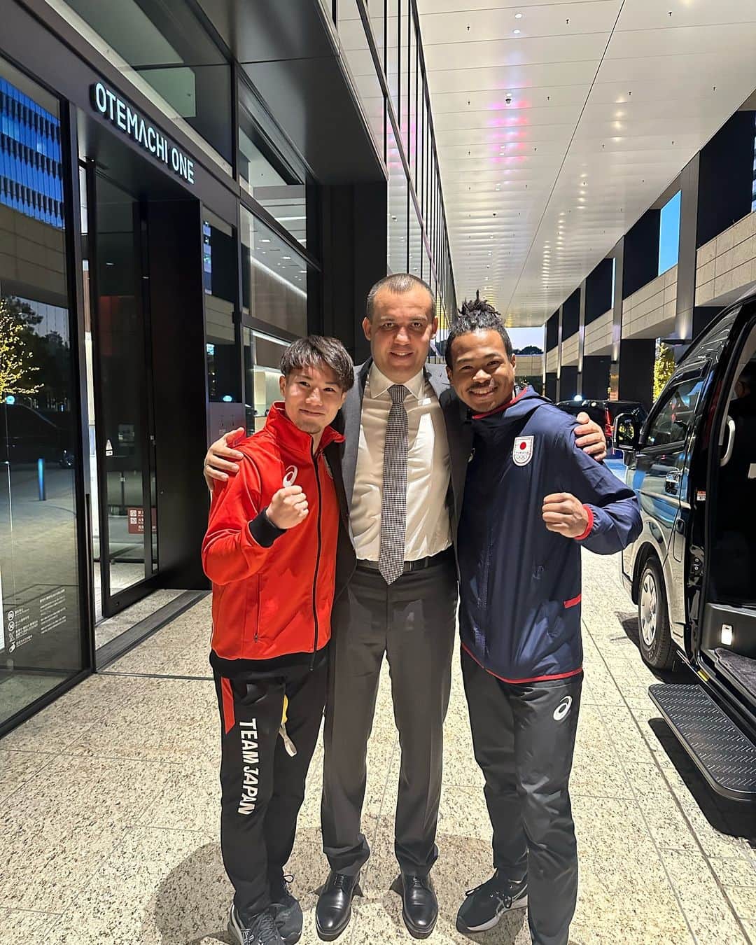 岡澤セオンのインスタグラム：「. IBA🥊✖️JAPAN 🇯🇵  Добро пожаловать в Японию!  @umar_kremlev @aiba_official」