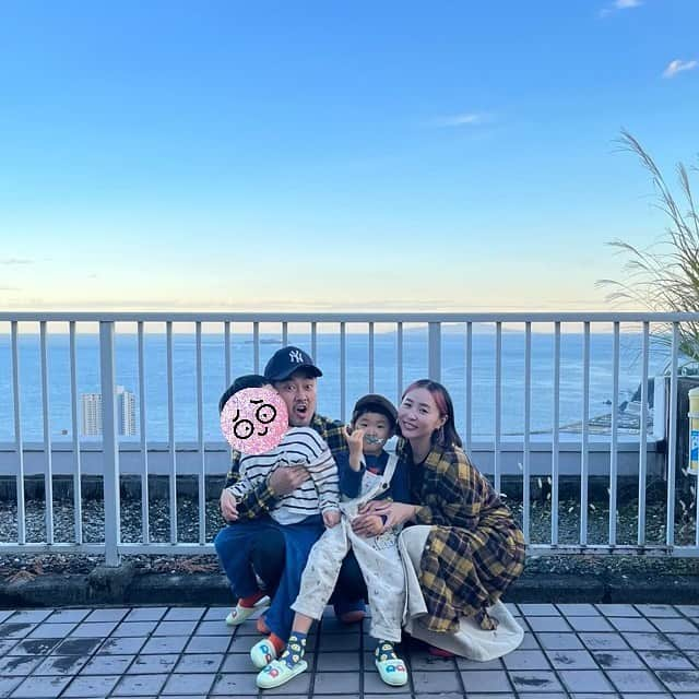 NON-Pさんのインスタグラム写真 - (NON-PInstagram)「11月23日 いいファミリーの日👨‍👩‍👦  1人多い、家族写真👨‍👩‍👦‍👦笑  #1123 #いいファミリーの日  #👨‍👩‍👦 or 👨‍👩‍👦‍👦 #笑 #これからもよろしくね」11月24日 18時36分 - nonp_mam