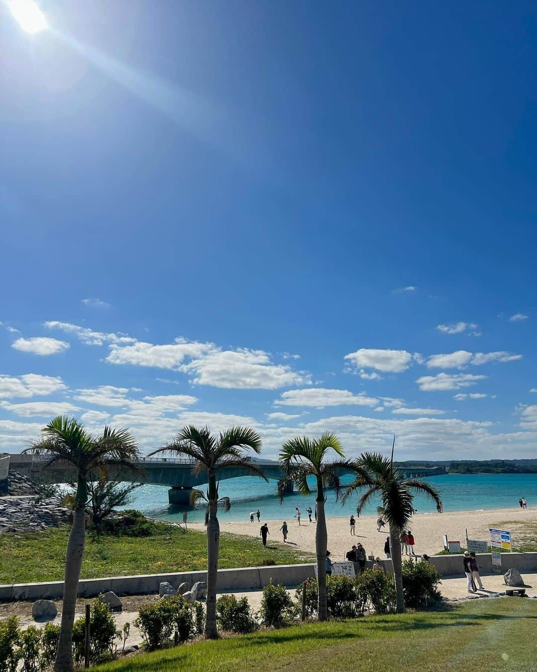 高沢奈苗さんのインスタグラム写真 - (高沢奈苗Instagram)「.  📍古宇利島　  車で行ける離島🏝️  噂通り、白い砂浜青い海🏖️🥹  綺麗だった〜癒された🌿  .  .  #古宇利島 #沖縄 #沖縄旅行 #女子旅 #沖縄の離島 #沖縄ドライブ」11月24日 18時44分 - nanaetakasawa