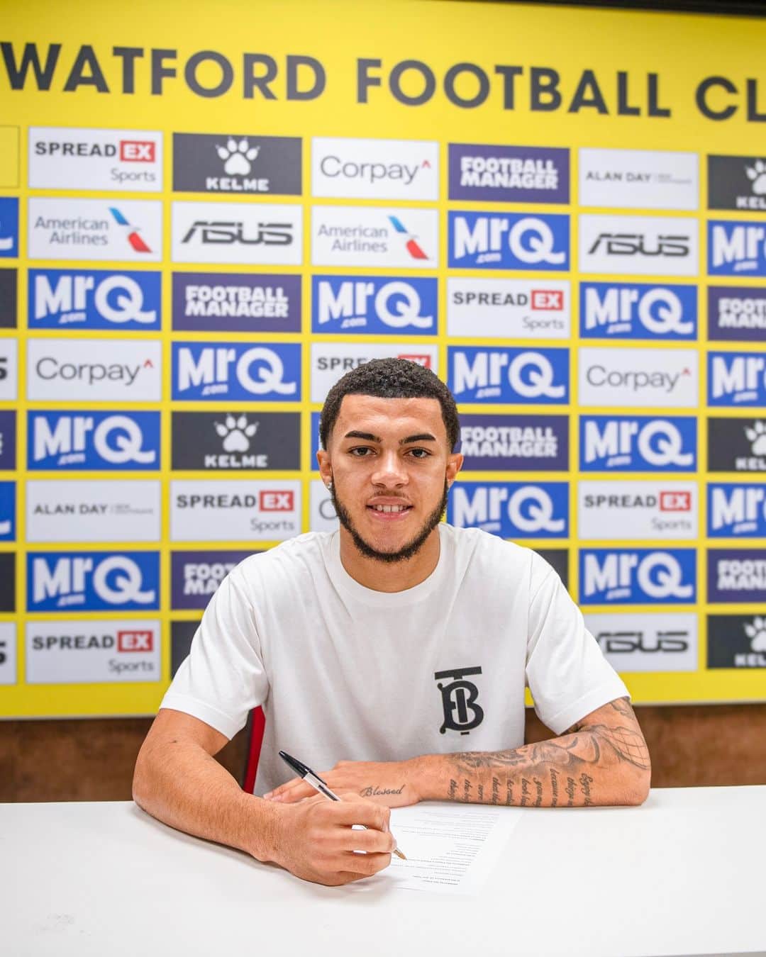 のインスタグラム：「One of our own, and here to stay. ✊  We’re delighted to confirm that Ryan Andrews has penned a new contract until 2028! 📝」