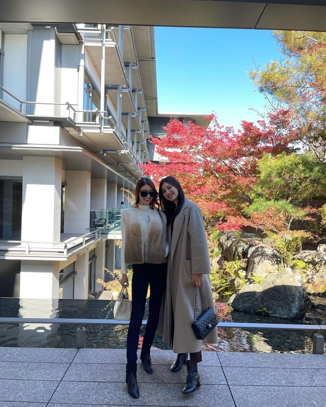 せたこさんのインスタグラム写真 - (せたこInstagram)「Enjoyed the autumn leaves with my sister 🍁 @takoyakey」11月24日 18時53分 - setako