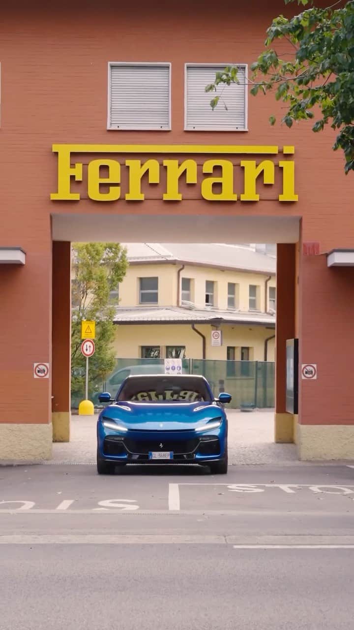 Ferrari Japanのインスタグラム：「#FerrariTourNZ が開幕​ ​マラネッロからニュージーランドへ。#FerrariPurosangue は一瞬で地形を捉える。​ ​ #DrivingFerrari #Ferrari #FerrariJapan #Maranello #NewZealand」