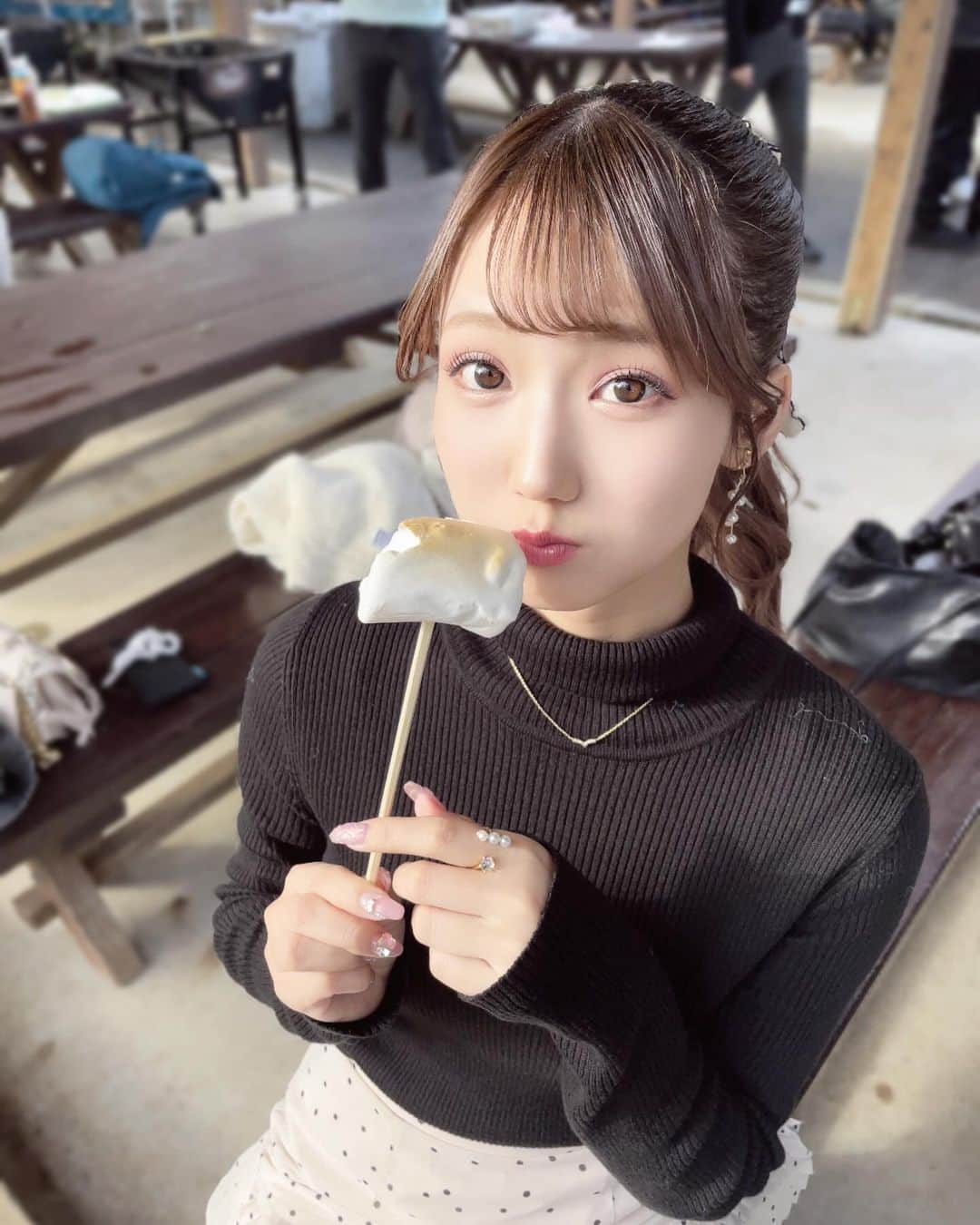 門林有羽のインスタグラム：「. . . 焼きマシュマロ みんなはすきーーー？？？👶🏻💗」