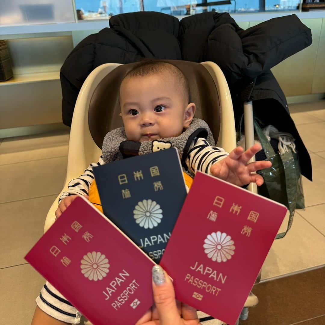 渡邉幸愛さんのインスタグラム写真 - (渡邉幸愛Instagram)「先日、息子と初めての韓国旅行へ🇰🇷 初めての海外、一緒に楽しく過ごせて とても嬉しかった☺️  私自身も韓国初めてで、とても浮かれました。笑 ご飯も、場所も、美容も 短い時間で楽しめたと思います🫡 いくつか投稿するねー📮  #韓国旅行  #子供のいる暮らし」11月24日 19時26分 - koume_watanabe.official