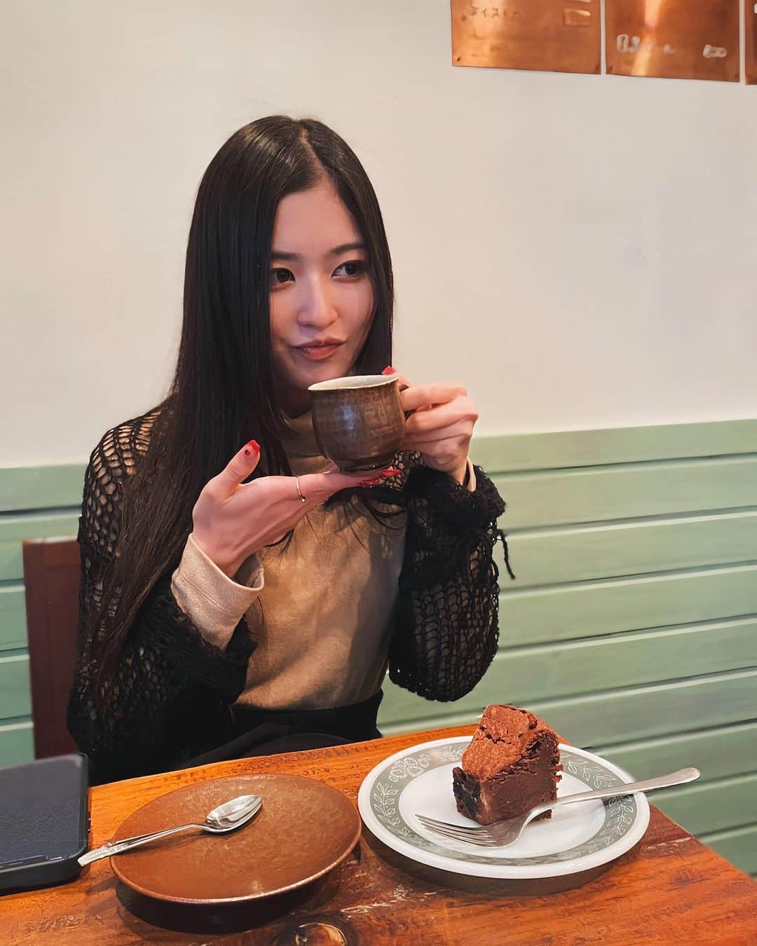 當山みれいさんのインスタグラム写真 - (當山みれいInstagram)「my tea is too good to spill」11月24日 19時31分 - touyamamirei