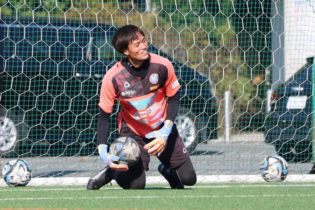 横浜スポーツ&カルチャークラブさんのインスタグラム写真 - (横浜スポーツ&カルチャークラブInstagram)「. 🔵training🟠  11/24  training photo📸  #中里崇宏 #大越寛人 #佐川亮介 #佐藤大樹 #花房稔  ホーム最終戦👉 📅11/26（日）13:00ko 🆚#AC長野パルセイロ 👑#明治安田生命横浜支社THANKSMATCH 🏟#ニッパツ三ツ沢球技場  #yscc #Ｊリーグ #jleague #j3 #横浜 #本牧 #soccer #サッカー #bonera」11月24日 20時00分 - yscc_official