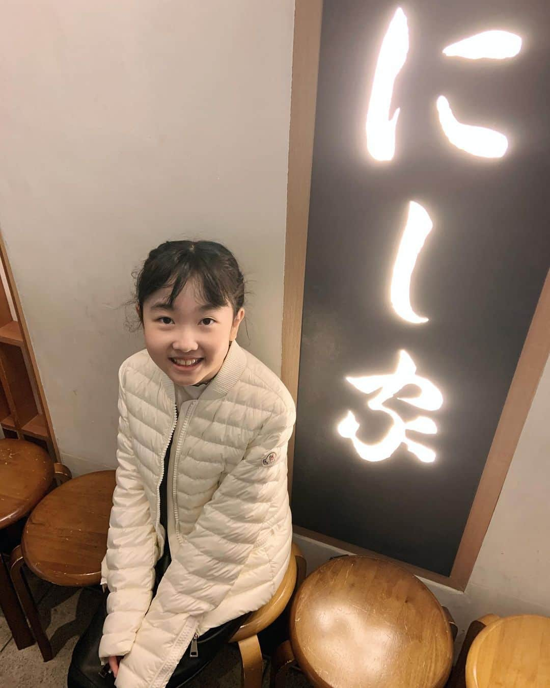 坂本竜介のインスタグラム：「娘も大阪上陸🚄 #大阪　 #osaka  #daughter  #娘」