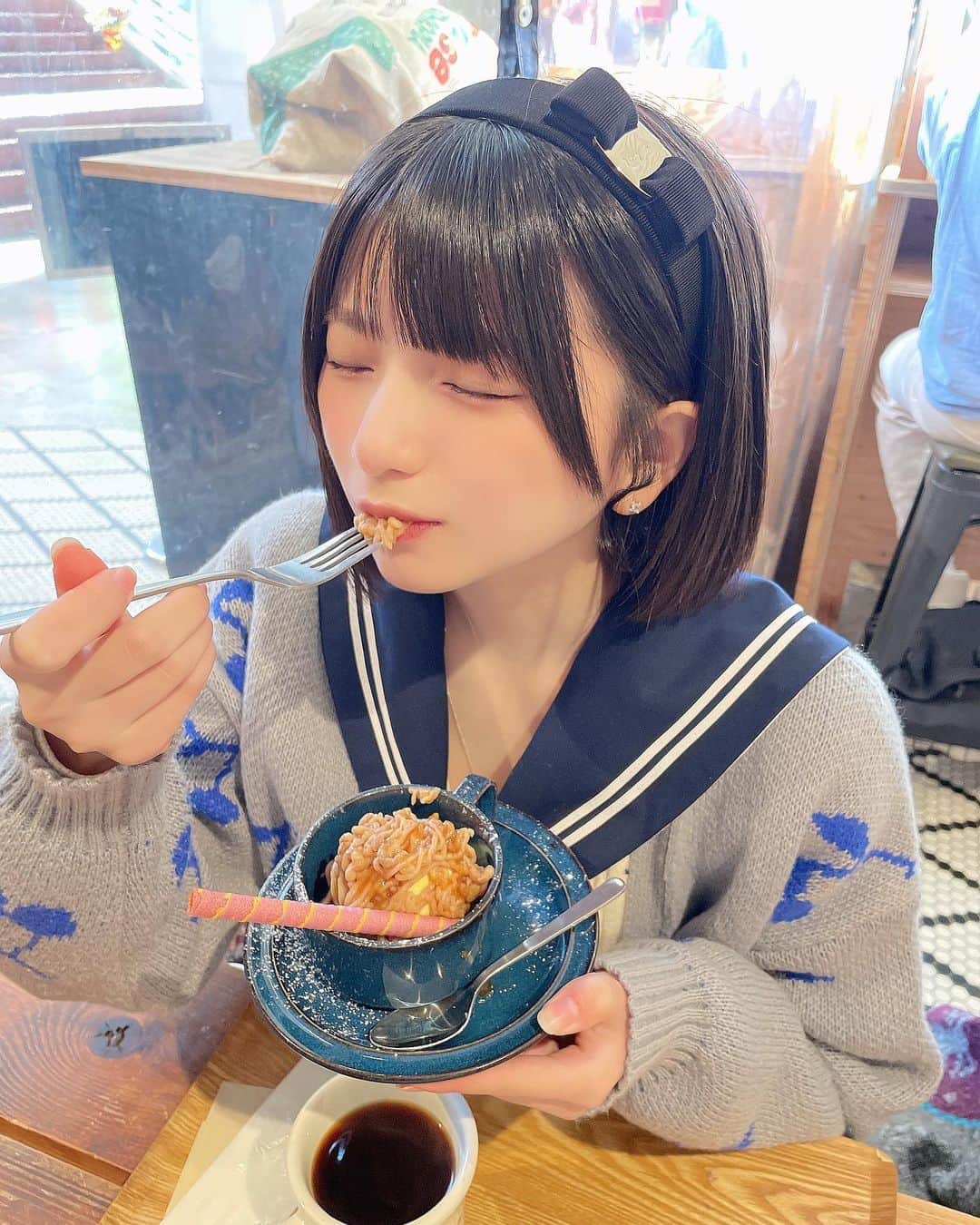 のインスタグラム：「糖分摂取大事💮」