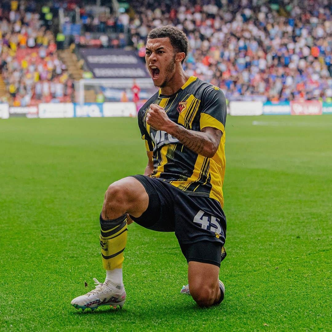 ワトフォードFCさんのインスタグラム写真 - (ワトフォードFCInstagram)「The journey continues. 🥹  Congratulations, Ryan! 💪」11月24日 20時12分 - watfordfcofficial