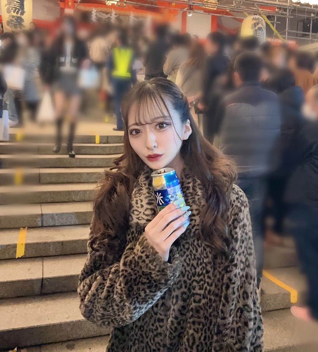 WAKANAのインスタグラム：「酉の市2回行けたの嬉しい👶🏻🤍」