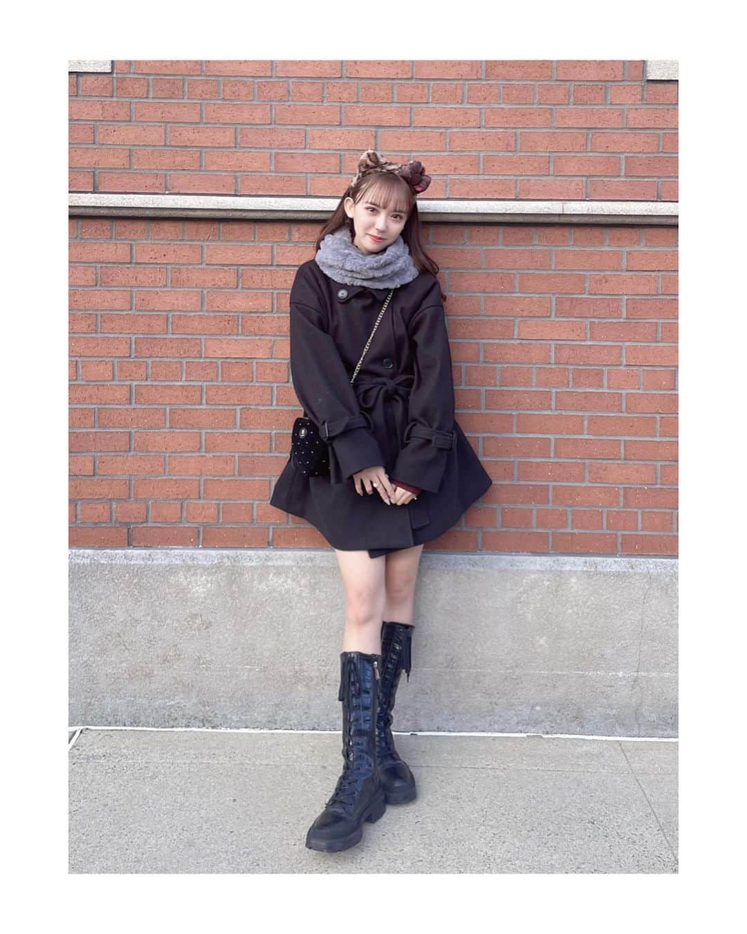 川瀬あやめ（ukka）さんのインスタグラム写真 - (川瀬あやめ（ukka）Instagram)「・ ユニバコーデ🖤  #ユニバコーデ #冬コーデ #ユニバカチューシャ #ロングブーツ #川瀬あやめ #ukka」11月24日 20時32分 - ayame_kawase