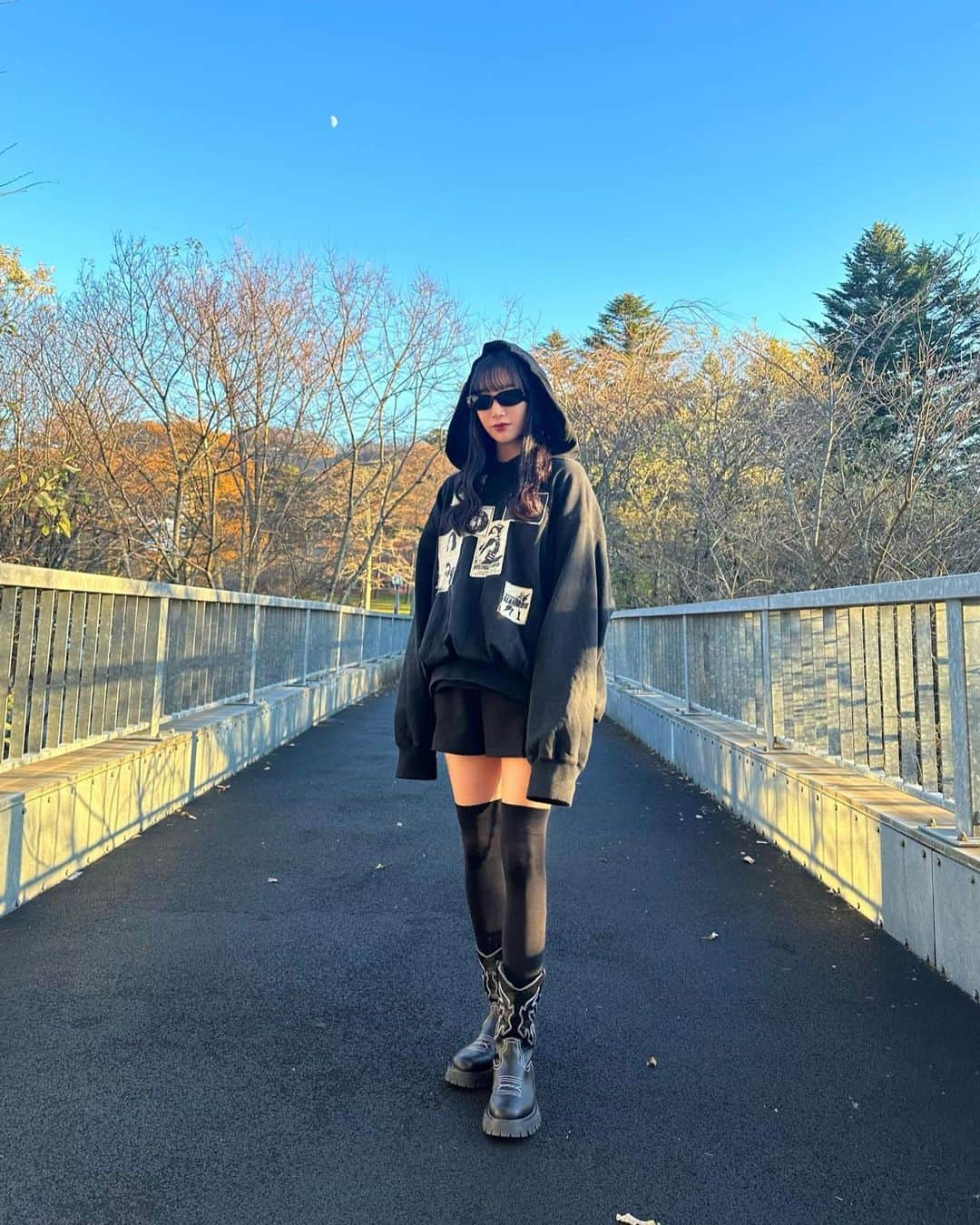 花岡なつみさんのインスタグラム写真 - (花岡なつみInstagram)「❤︎❤︎❤︎  @circleheritage_official × @hystericglamour_tokyo 🖤  #instagood#instalike#japanesegirl#fyp#fff#photography#flowers#instafashion#instadaily#셀카#뷰티스타그램#粉我#fashion#beauty#girlsday#ファッション#ショートパンツ」11月24日 20時39分 - natsumi_hanaoka