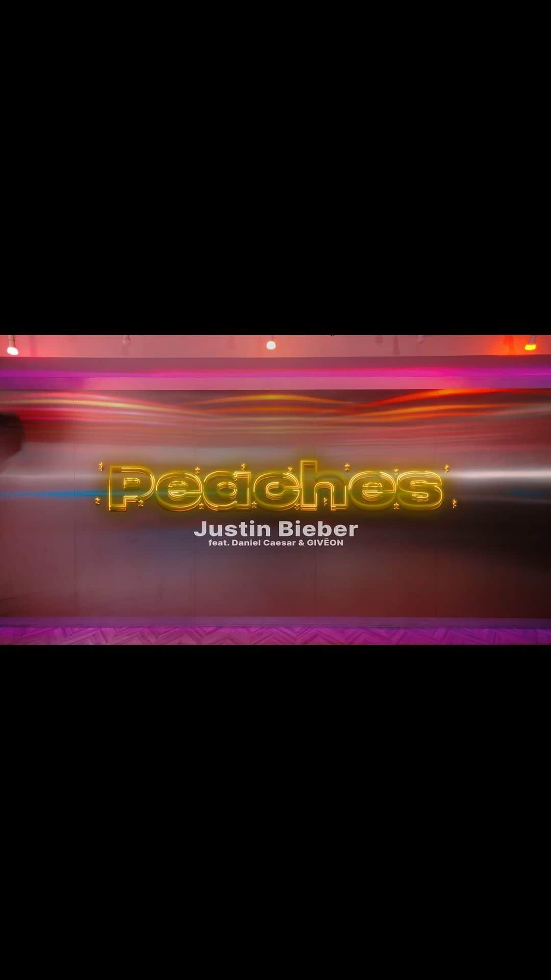 神宮寺勇太のインスタグラム：「@kazthefire ✖️ @_yutajinguji  Got my peaches🤣 Thank you Kaz for the fun time🍑🍑🍑  Edit: @te2ta0501   #justinbieber  #peaches」