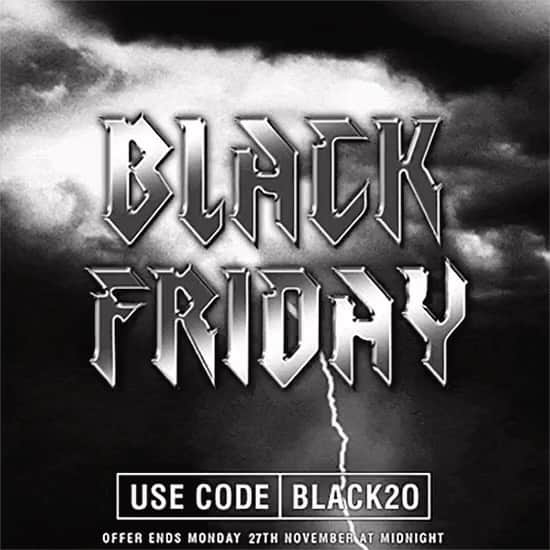 チャンククロージングのインスタグラム：「⚡️Blazing Black Friday. Smokin’ Deals ⚡️  Time’s ticking ⏰ Don’t miss out 20% off all products using the code ‘BLACK20’ 💸  Ends Monday 27th November at Midnight.  #chunkclothing #wearechunk #blackfriday2023 #blackfridayweekend」
