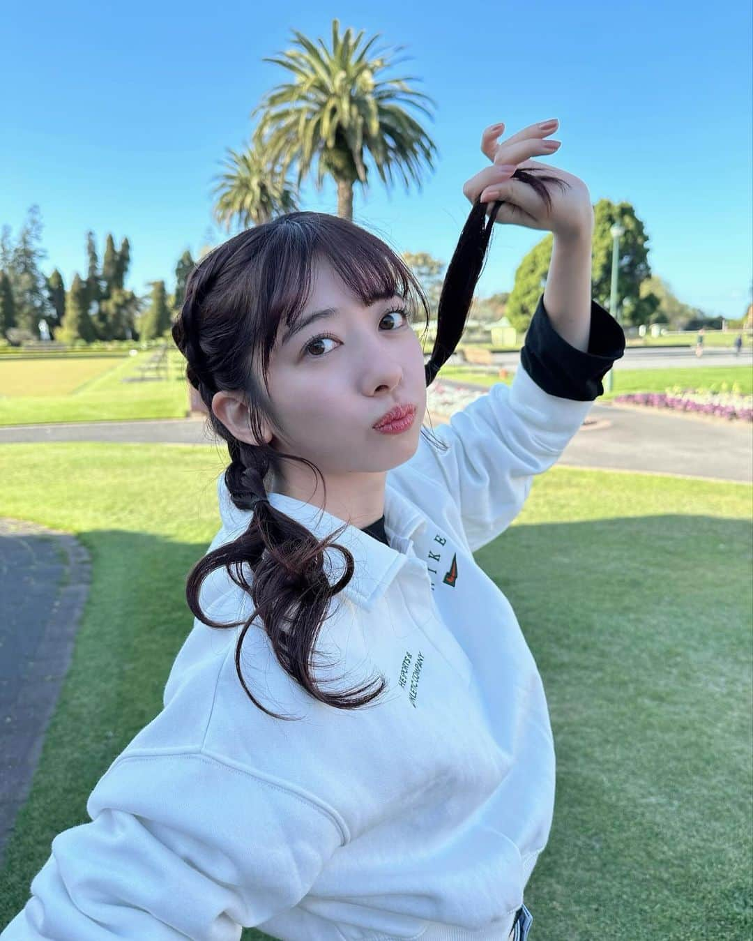 真山りかさんのインスタグラム写真 - (真山りかInstagram)「. ⁡ 👧❤️‍🔥 ⁡ #まやまふく #まやまにあ ⁡ .」11月24日 21時01分 - ma_yama_official