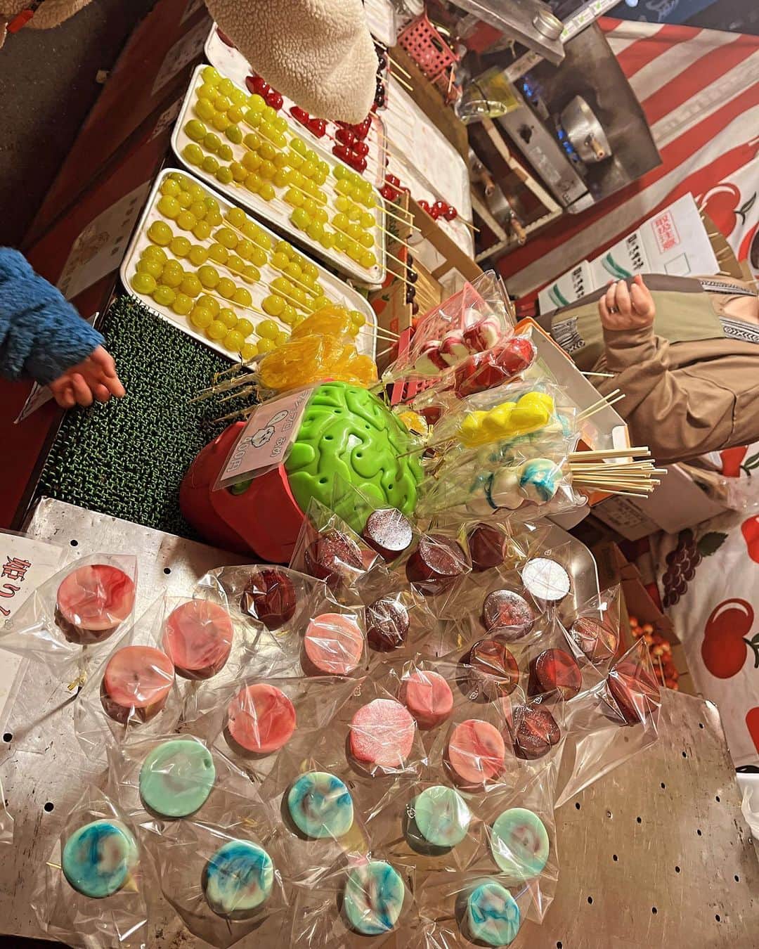 橘楓さんのインスタグラム写真 - (橘楓Instagram)「_  🪅🪅🪅  バナナしばいた🍌 (っ'-')╮ =͟͟͞͞🍫ﾌﾞｫﾝｱﾀｯｸ🔥  #時差投稿 #お祭り」11月24日 21時06分 - tachibana.kaede