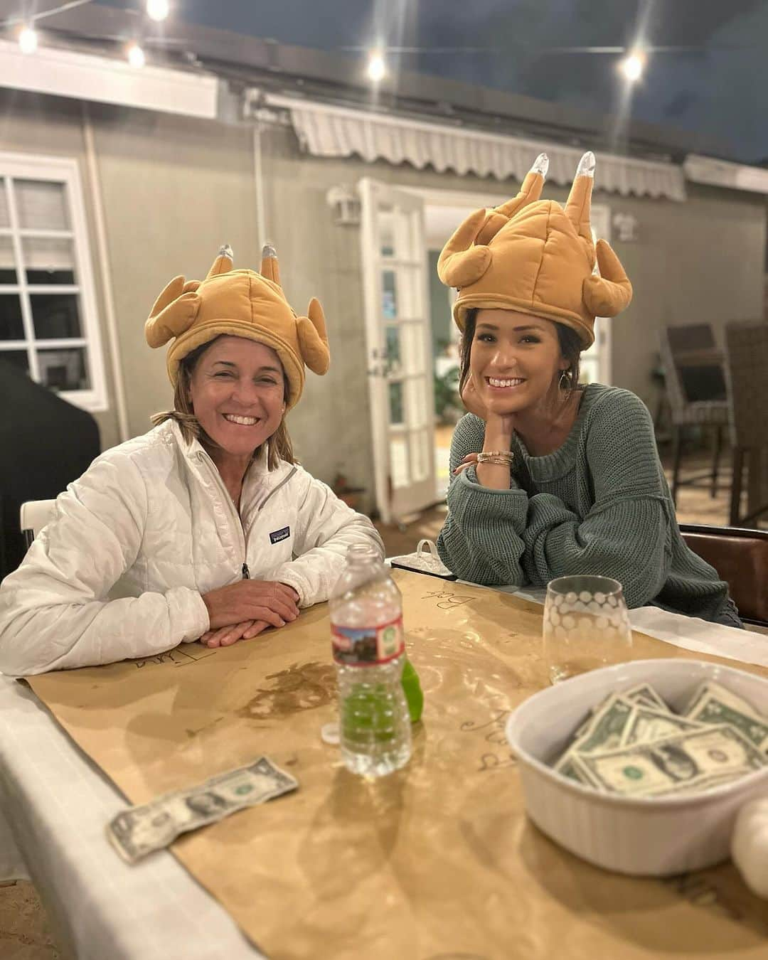 サミュエル・ミクラクさんのインスタグラム写真 - (サミュエル・ミクラクInstagram)「It’s been a wonderful Thanksgiving in California! Thankful for my family and friends 🙏 Also peep my mom’s reaction to her hole in 1! ⛳️ 🙌」11月25日 6時40分 - samuelmikulak