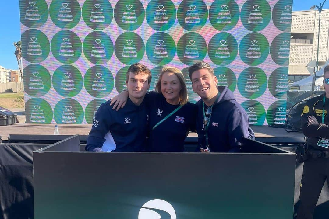 キャメロン・ノリーさんのインスタグラム写真 - (キャメロン・ノリーInstagram)「Cheers to everyone involved for making this Davis cup season so special.  Thank you to all the fans that made the trip out to Malaga yesterday, another amazing atmosphere. 🇬🇧🎯☕️⚡️」11月24日 22時57分 - norriee