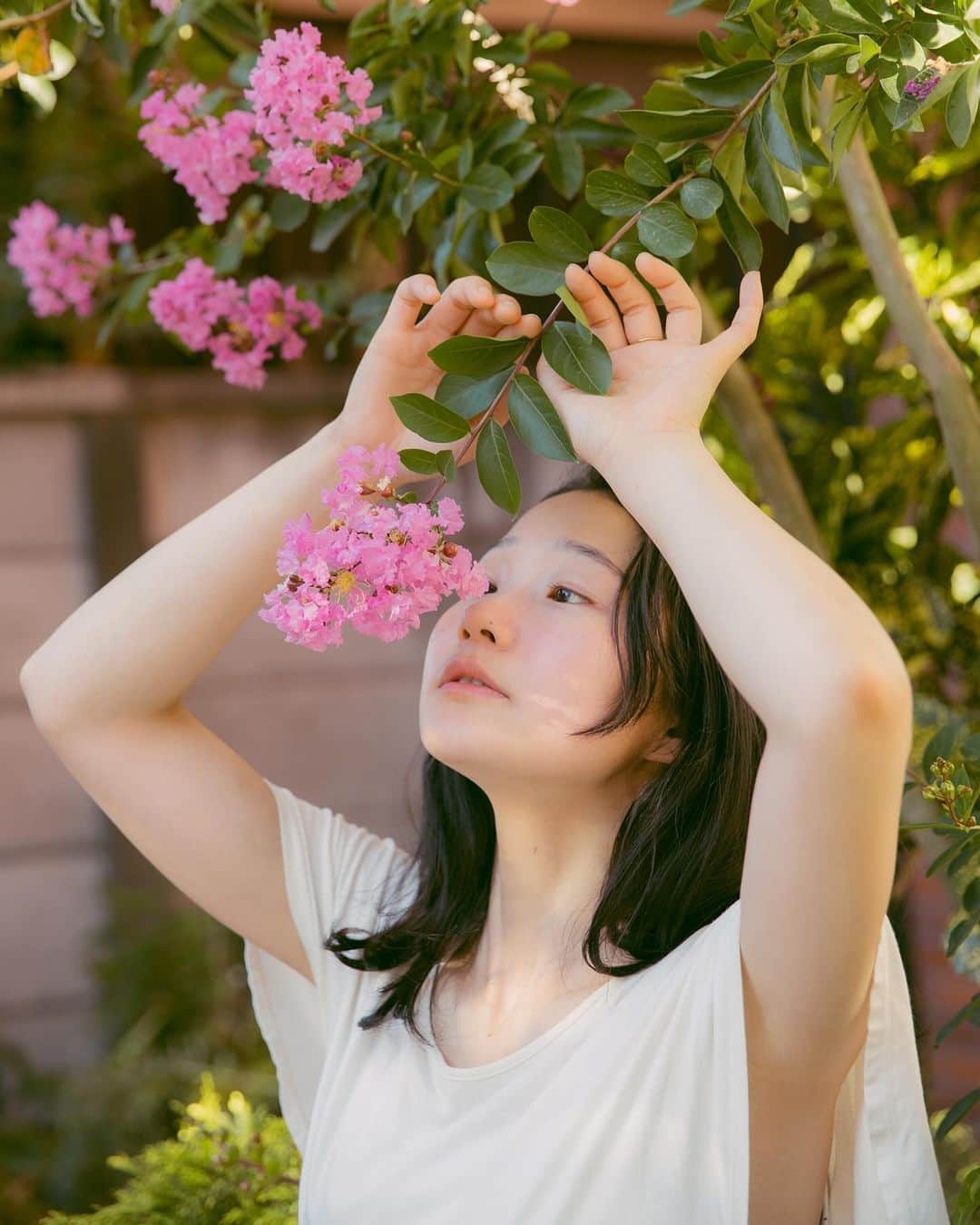 斎藤なりのインスタグラム：「柿ジャム作ってもらってパンに塗って食べた！ ついでに目玉焼きも焼いて食べた🍞」
