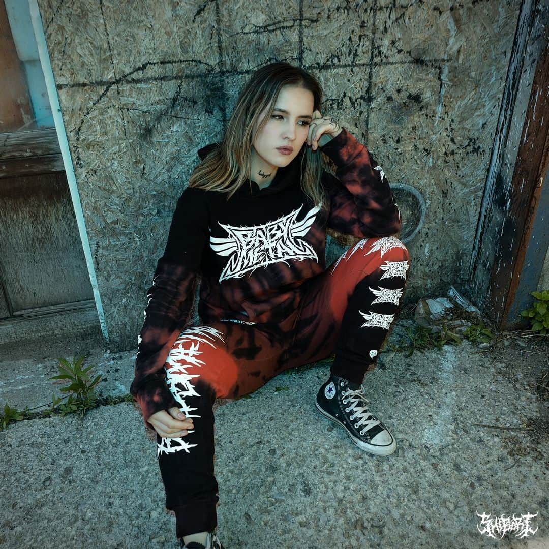 BABYMETALさんのインスタグラム写真 - (BABYMETALInstagram)「Shibori Threads x BABYMETAL Collaboration “TIE DYE HOODIE & JOGGER” Pre-Order Started!!  BABYMETAL just launched an extremely limited TIE DYE HOODIE & JOGGER in collaboration with the metal streetwear brand @shiborithreads. Pre-order yours right now at shiborithreads.com  Product Details -TIE DYE HOODIE  S-XL $75 / 2XL $77 / 3XL $79 -TIE DYE JOGGER  XS-L $55 / XL $57 / 2XL $59  Sales Period November 24th 9:00am - December 1st 11:59pm EST  PRE-ORDER NOW AT https://shiborithreads.com/collections/babymetal」11月24日 23時00分 - babymetal_official