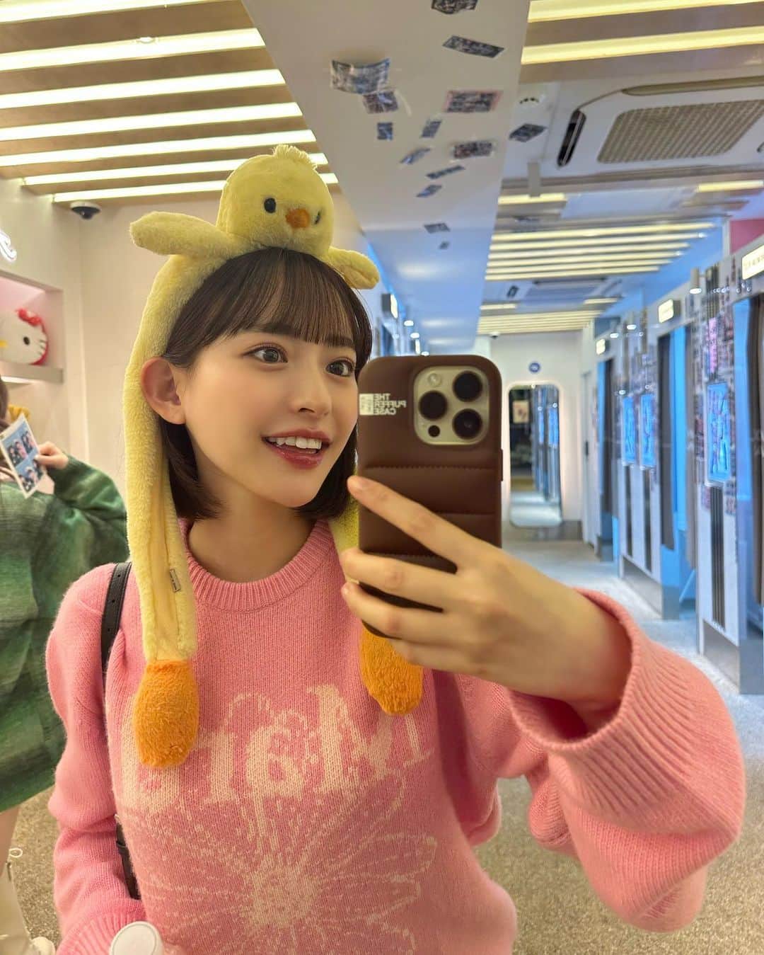 高崎哉海のインスタグラム：「🐥  先日いつもお世話になってる @quinbelle_omotesando に行って美容鍼をして頂きました☺︎ そこまで強い痛みも感じなくて、電気も流してもらえるので、顔がキュッと引き上がるよ！気になる方は是非チェックしてね^ ^」