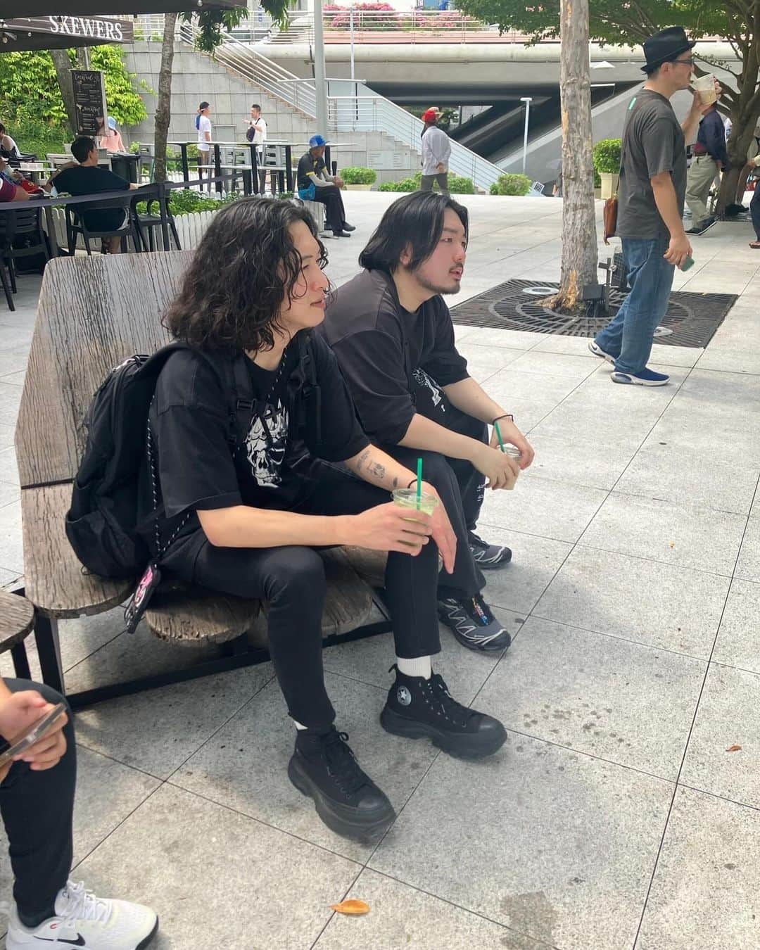 キタニタツヤのインスタグラム：「thank you having me Singapore! i saw the rumoured Merlion for the first time it was so cute and so square, i love it」