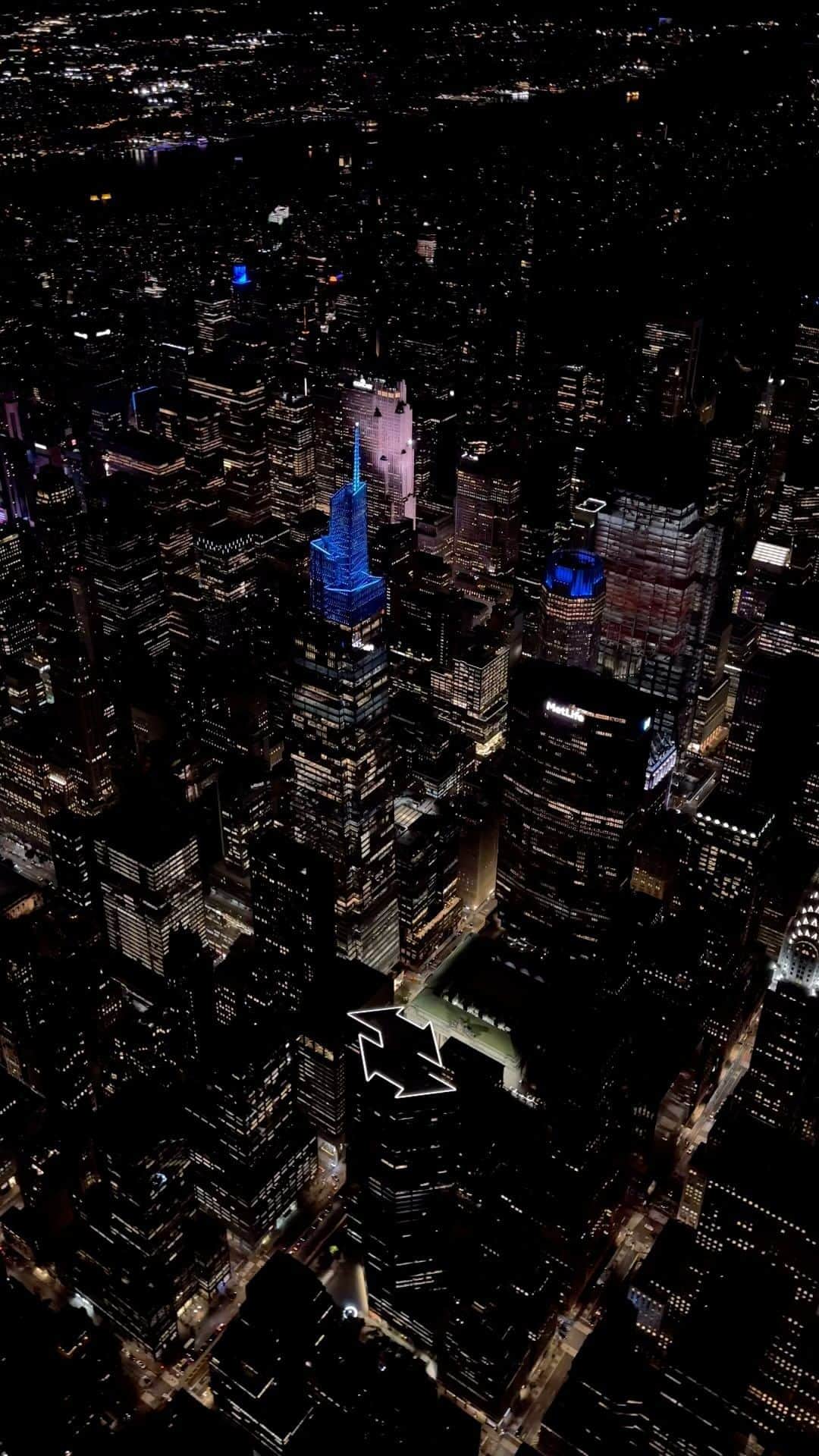 nyonairのインスタグラム：「Nights in the city.💙  #reels #reelsinstagram #nyc #nyonair #helicopter」