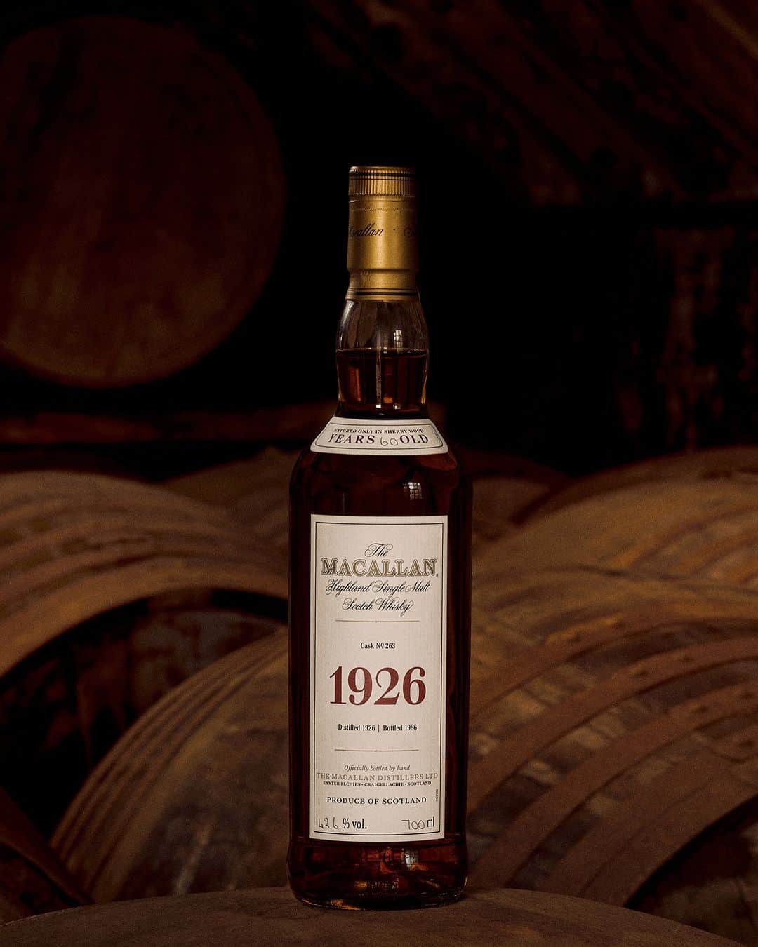 The Macallanのインスタグラム：「“The whisky had an incredible depth of character – rich dark fruits, black cherry compote alongside sticky dates, followed by intense sweet antique oak” - Kirsteen Campbell, Master Whisky Maker.   The Macallan 1926 is the legacy of Janet ‘Nettie’ Harbinson, our former Managing Director, encapsulated in a single, incomparable spirit. Nettie’s dedication to craftsmanship was instrumental in setting the foundations and making The Macallan what it is today.  Discover more via our link in bio.  Crafted without compromise. Please savour The Macallan responsibly.  #TheMacallan #TheSpiritof1926 #TheMacallanFineandRare」