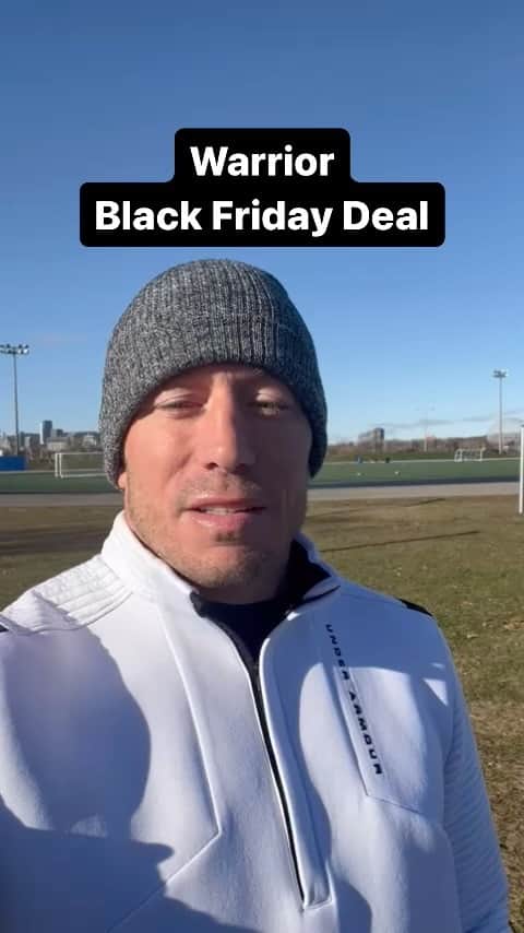 ジョルジュ・サンピエールのインスタグラム：「Warrior Black Friday Deal! From Friday, November 24th - Monday, November 27th get 25% discount on the Warrior stack at @heartandsoilsupplements link in bio」