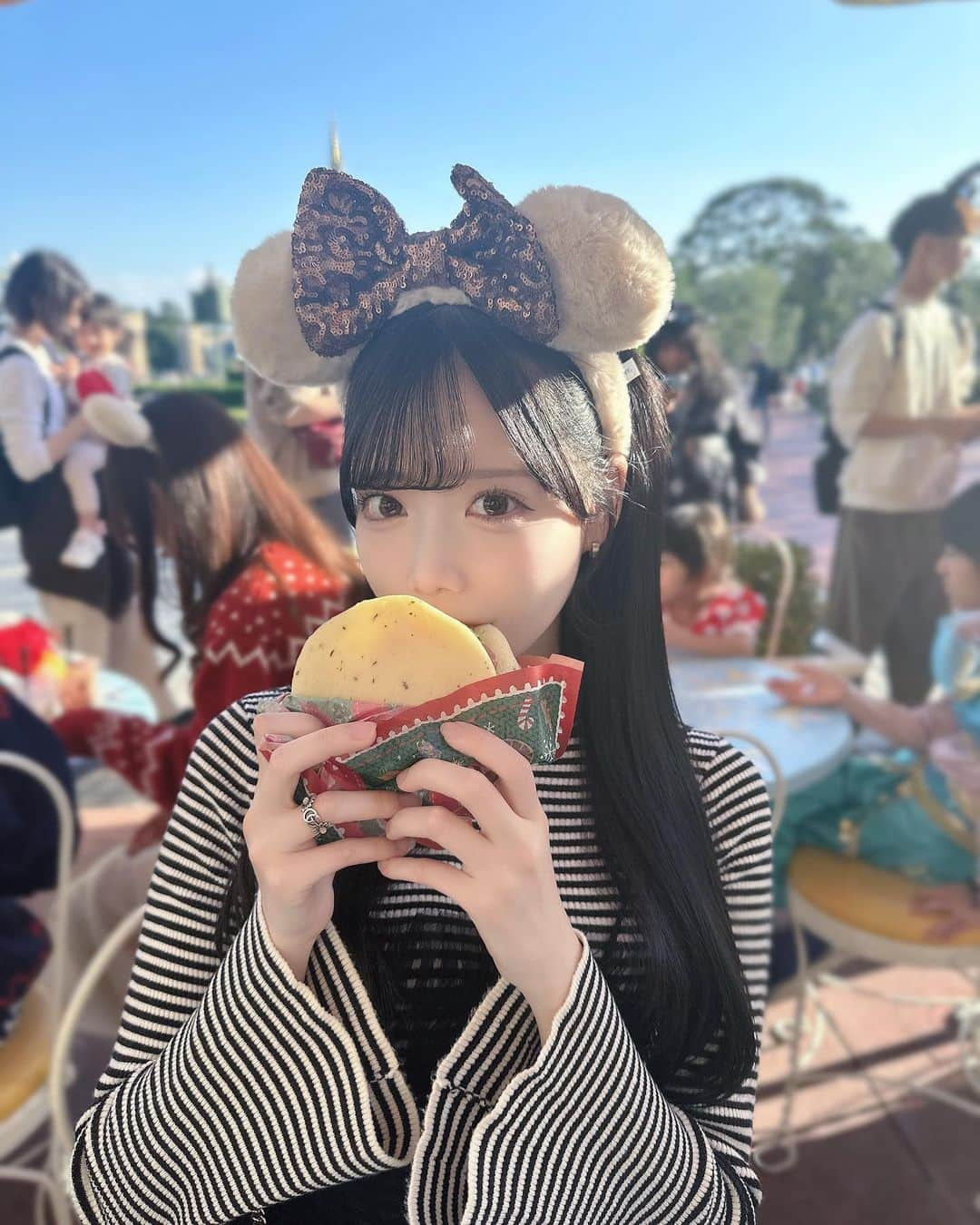 有栖るなのインスタグラム：「2週連続ディズニーしちゃった🏰🩶」