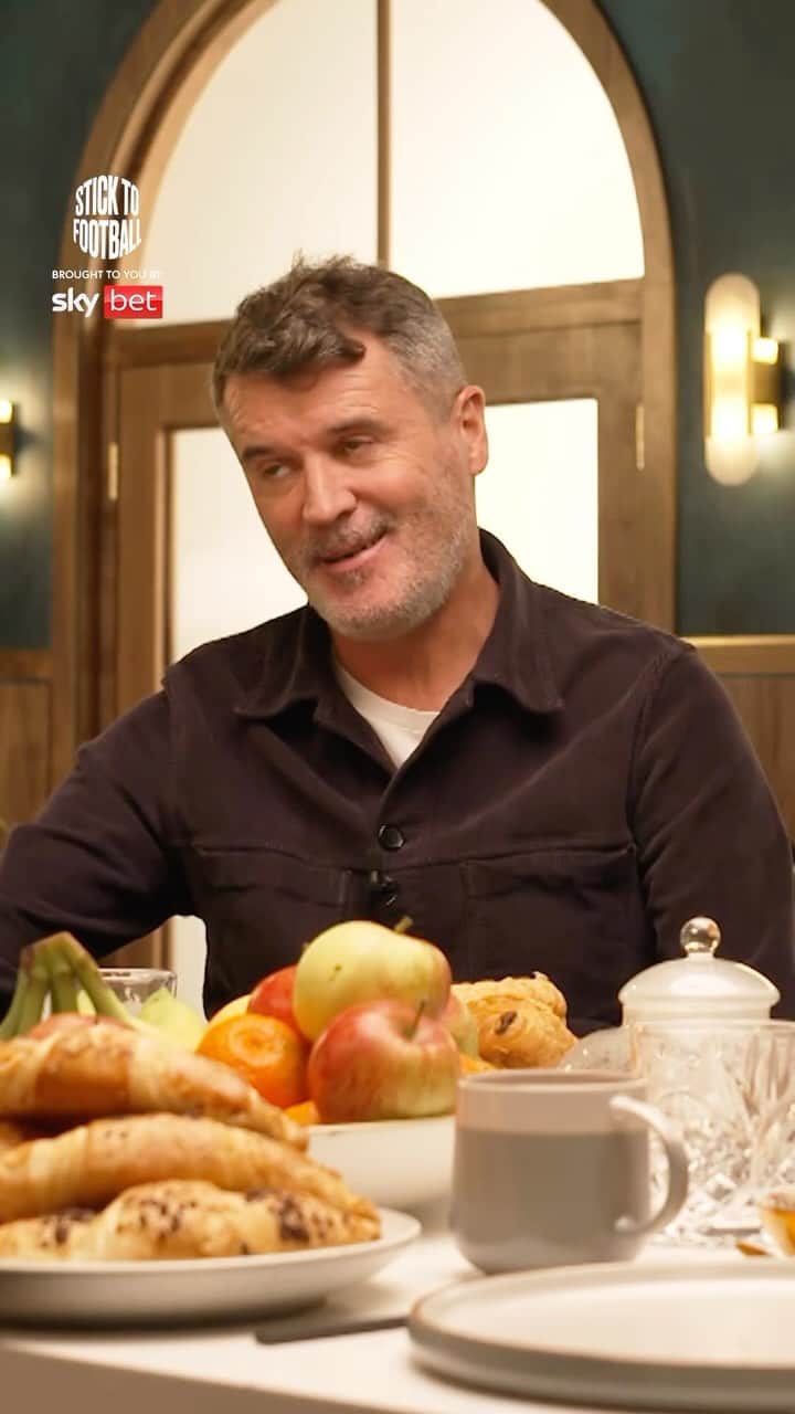ジェイミー・キャラガーのインスタグラム：「“It was wholesome and Daddy-ish!” 🤣  Roy Keane the model... That’s his job! 😎  Watch or listen via the link in bio 🔗」
