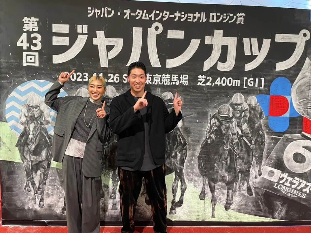 萩野公介のインスタグラム：「日曜日に行われるジャパンカップのイベントを野中生萌 @nonaka_miho さんと一緒に行いました！！ 日曜日が待ち遠しいな～」