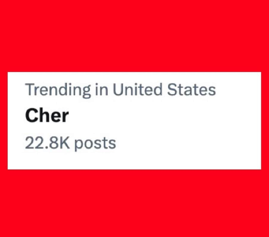 サラ・ハドソンさんのインスタグラム写真 - (サラ・ハドソンInstagram)「this is a bucket list moment in my career that i will never forget 🙏🏻 #djplayachristmassong 🎄 @cher」11月25日 1時31分 - sarahhudsonxx