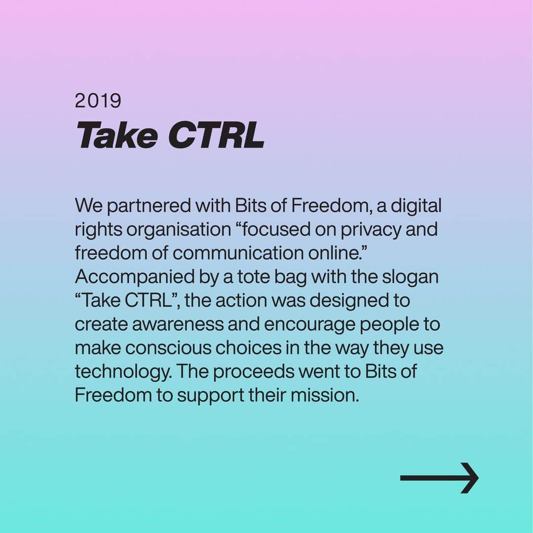 LUSH Cosmeticsさんのインスタグラム写真 - (LUSH CosmeticsInstagram)「On Black Friday 2021, following the release of the Facebook Files (which revealed how much Meta knew about the very real harms being caused by their platforms and yet were doing nothing about it), Lush signed out of Instagram, Facebook, TikTok and Snapchat until these platforms took action to provide a safer environment for users.   Two years on, has Meta cleaned up its act? Sadly but perhaps not surprisingly, no. Deliberately-addictive algorithms are still filling our feeds with harmful content and misinformation to drive engagement. Meanwhile their surveillance-for-profit business model – one that underpins all the 'Big Tech' companies – tracks our every move and sells our data, making them untold billions.    That's why we're campaigning for legislative change that puts the control back in the hands of the people. We've teamed up with People vs Big Tech – a decentralised movement challenging the power and abuses of the Big Tech giants.   Introducing The Cloud bath bomb, with 100% of the sales price (minus government taxes) going to People vs Big Tech to fund vital campaigning that takes their message directly to those who hold the power to change the system. Don't lose your head in the cloud. There's a brighter future ahead. Hit the link in bio to join the #BigTechRebellion —    Friendly note: we're not back on Instagram. If you'd like to contact us, our Customer Care team will be happy to help here: Phone: 1-888-733-5874 SMS: 1-888-733-5874 Email: customercare@lush.com Live Chat: lush.com & the Lush app」11月25日 2時10分 - lushcosmetics