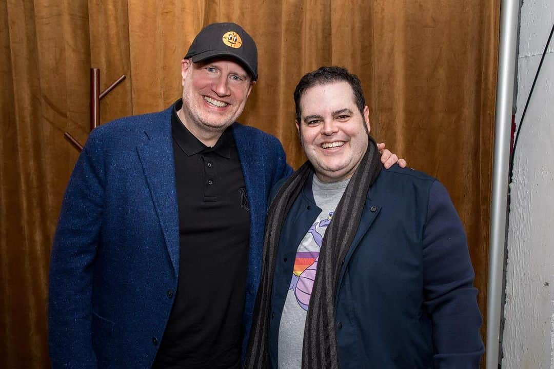 ジョシュ・ギャッドのインスタグラム：「An honor getting to perform for the king. Love you Kevin Feige!」