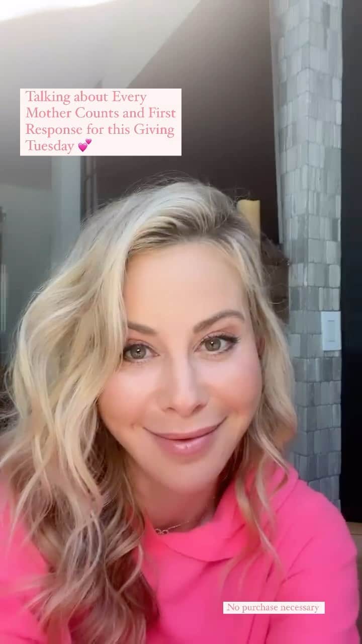 タラ・リピンスキーのインスタグラム：「#ad I’m excited to be partnering with #FirstResponsePregnancy this giving Tuesday as they support Every Mother Counts. Approximately 287,000 women die around the world as a result of complications of pregnancy and childbirth every year – that’s 1 woman every 2 minutes. Every Mother Counts mission to make pregnancy and childbirth safe, respectful and equitable for every mother, everywhere.   I encourage you to donate to @everymomcounts this Giving Tuesday as every dollar donated to EMC between Nov. 24-28 will be matched by up to $25,000 by @firstresponsepregnancy  This could make such a meaningful impact!  Thank you!!!」