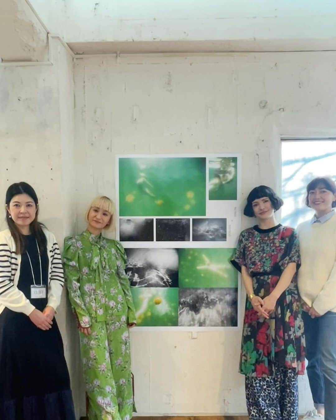 ノーマさんのインスタグラム写真 - (ノーマInstagram)「Talk event at @help_gpj by @greenpeacejp 🌏  「HELP展」では一日限りのMARCOとの水中撮影写真の展示と共に、様々な水中撮影の思い出、海への想い、暮らしの課題や超リアルな悩み、お勧めの本や映画など…🗣 キッズスペースから子どもたちの楽しそうな声が聞こえたり、会場のみんなと交えて話せたアットホームな空気感に癒されました。  暮らしの中から、地球環境によりポジティブな選択肢を増やす事につながりうる国際プラスチック条約（締結は2025年）に向けた、ナイロビでの政府間交渉委員会の状況について、ナタリアさん速報を聞かせて頂けた事も貴重でした。学び深かったな。  国際プラスチック条約の詳細や署名欄はこちらより☆ ↓ https://www.greenpeace.org/japan/campaigns/story/2023/11/13/63099/  今年の春、2030年までに世界の海の海洋保護区を30%まで広げる事を目指した、国際海洋条約が締結。オーシャンアンバサダーとしてグリーンピースと一緒に応援していた事から嬉しかったこの合意には、世界より500万以上集まった署名が後押しとなったと言われています🫶🏻🫶🏻🫶🏻💙 知って、意識して、考えて、届ける事の大切さを改めて感じたのでした🐠  青山で開催中の「HELP展」は11月26日まで！　  Thank you🤍🤍🤍 @help_gpj  @marco149  @chloemnh  @greenpeacejp   🧥 @___aya_noguchi_aya___  👗 @sacaiofficial   #help展  #greenpeacejp #environment #国際プラスチック条約」11月25日 2時37分 - noma77777