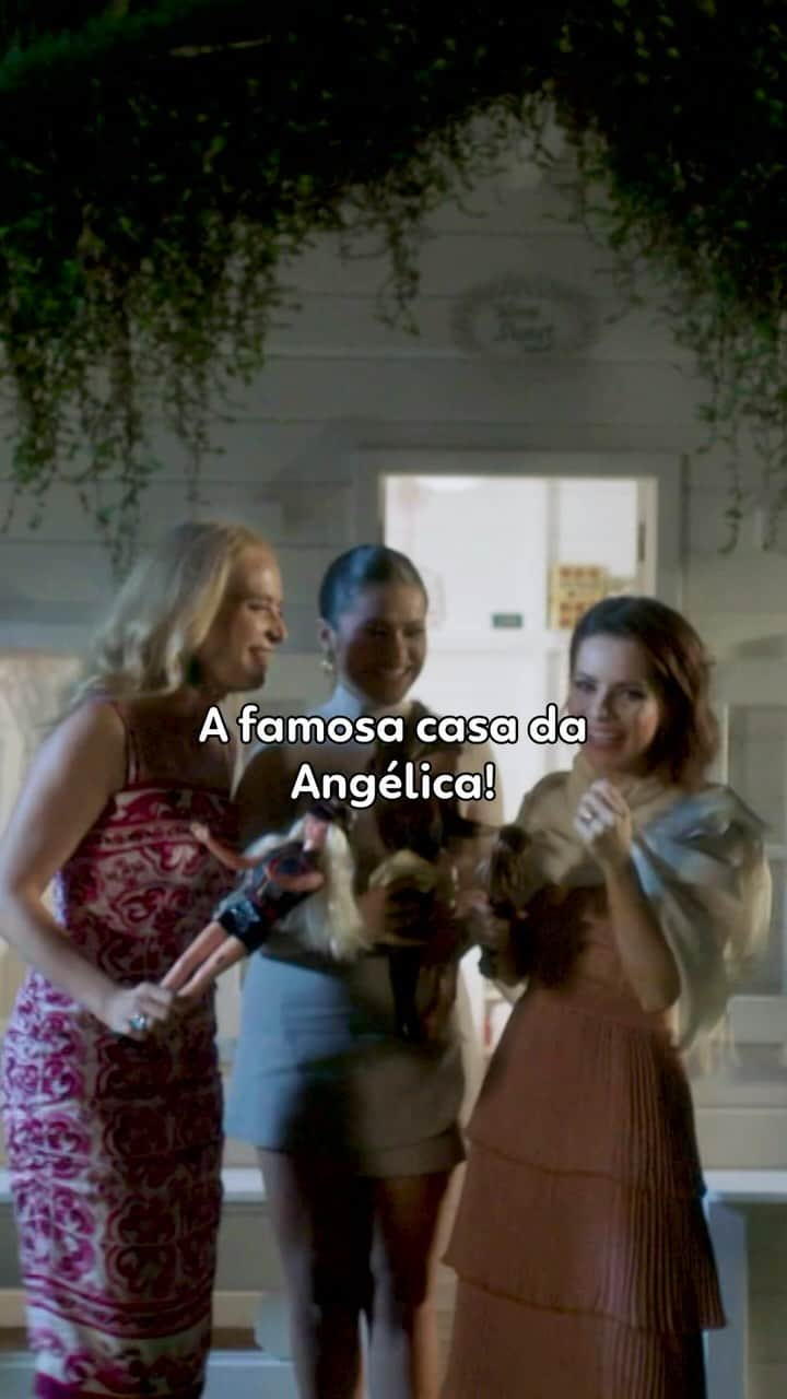 アンジェリカのインスタグラム：「Um presente maravilhoso receber essas convidadas mais que especiais. 😍 Falta pouco pra minha série #Angelica50eTanto chegar lá no @globoplay e no @Gnt! 🎉」