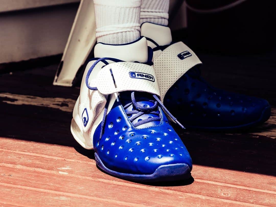 アンドワンのインスタグラム：「The AND1 'Chosen One' embodies the essence of champions. Own the game, own the streets – it's more than a shoe, it's a statement. . . . . . . . . #Basketball #BallisLife #NBA #SneakerHead #BallersKicks #HoopsSole #KOTD #SneakerGame #SwooshLife #Jumpman23 #KicksGame #NBAKicks #BasketballFashion #SneakerCulture #CourtReady #StreetBallStyle #Ballin #SwishLife #BallerAlert #HoopDreams」