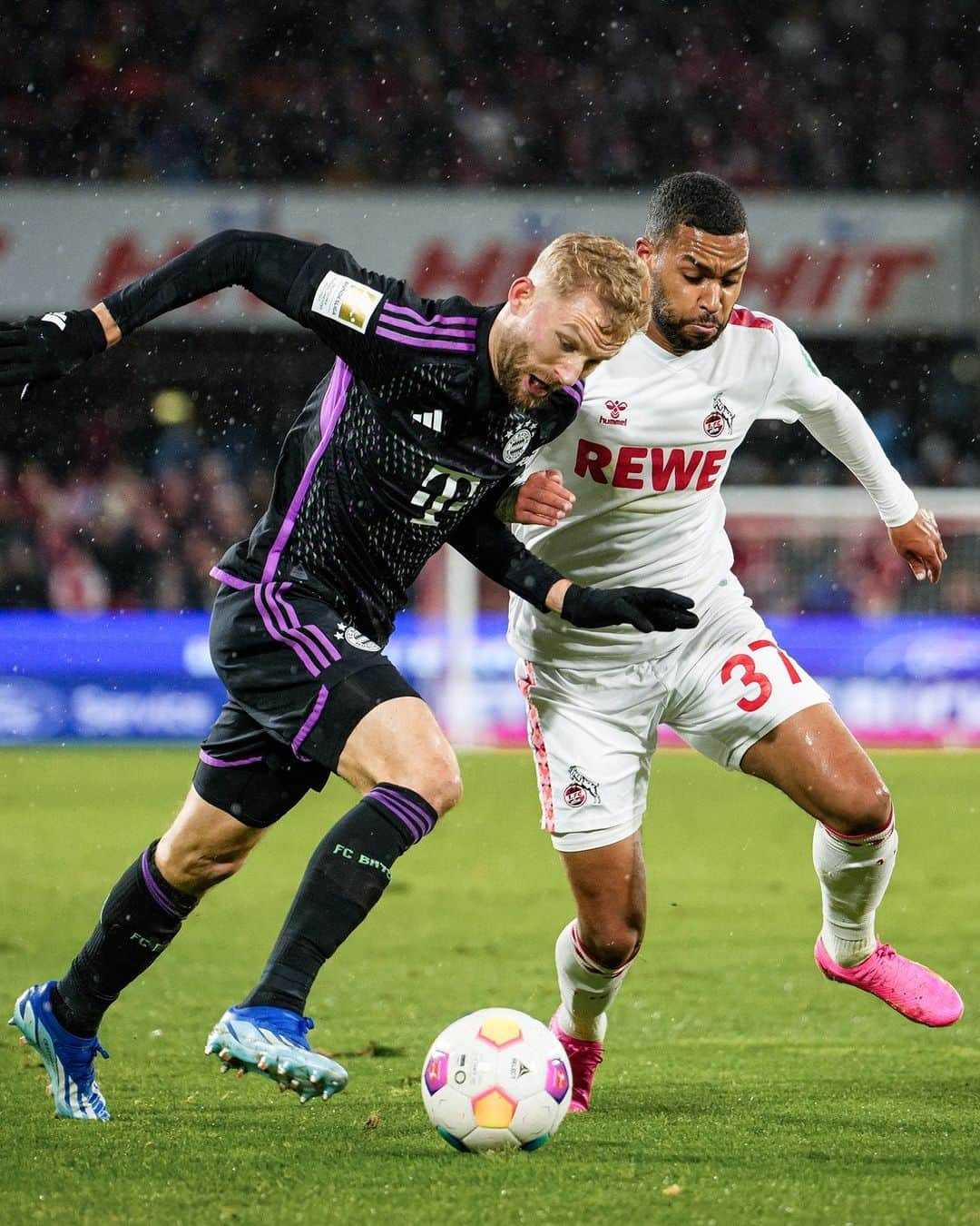 バイエルン・ミュンヘンのインスタグラム：「Let's keep on pushing 👊 #KOEFCB  #FCBayern #MiaSanMia」
