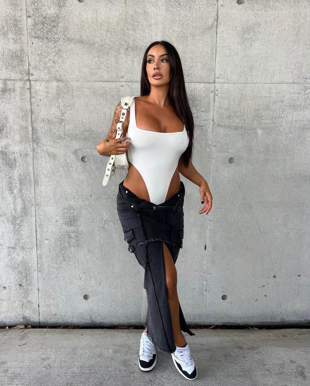 Steph Paccaさんのインスタグラム写真 - (Steph PaccaInstagram)「shopping day 🥰 @FashionNova has everything 50% - 85% OFF for Black Friday! Shop now bbys   #BlackFridayDeals #fashionnova」11月25日 6時07分 - steph_paccaa