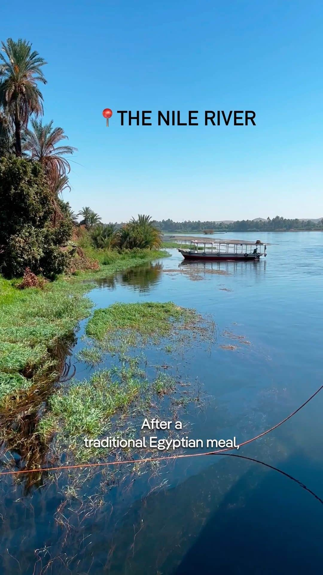 Lonely Planetのインスタグラム：「Picture this: a family traveling for a year to explore all the world has to offer – including this epic ride down the Nile, guided by local egyptologist @maryam_ragab, who showed @wonderyeartravel author Annika and her fam around Egypt’s temples and “helped them interact respectfully and safely with the people and places along the Nile,” says Annika. Her tip if you wanna do the same someday? “Do your research about swimming in the Nile itself. It sure looks like fun, but it also carries some substantial risk.”  The stretch of river between Luxor and Aswan is the most popular route along the Nile, with options at all budgets and levels of comfort, from large cruisers to feluccas to dahabiyas (and their massive sails!) 🌊  🔗 Link in bio to see the rest of our stunning #BestInTravel destinations, our top 50 places to see in 2024 🗺️」