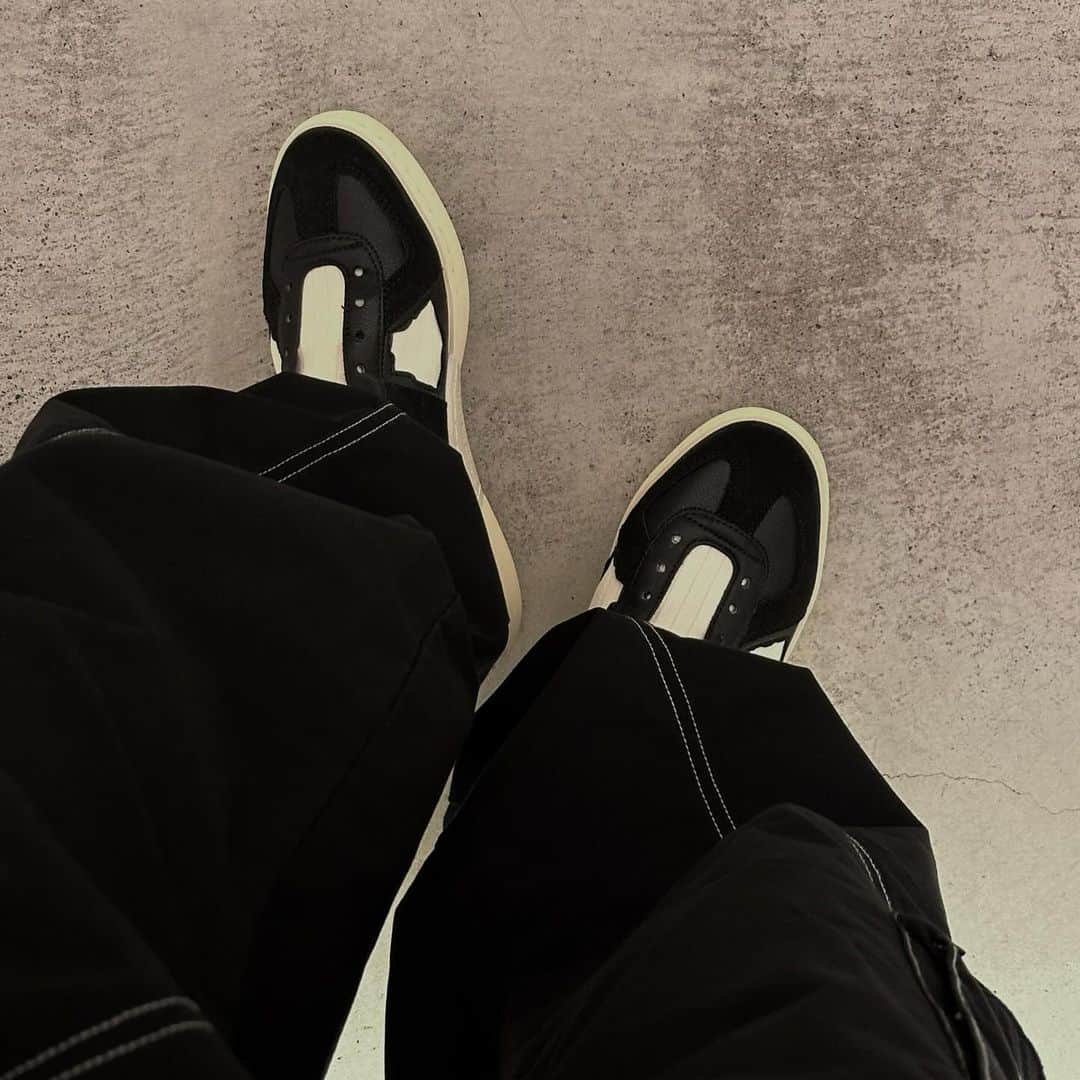 横田ひかるのインスタグラム：「🧦」