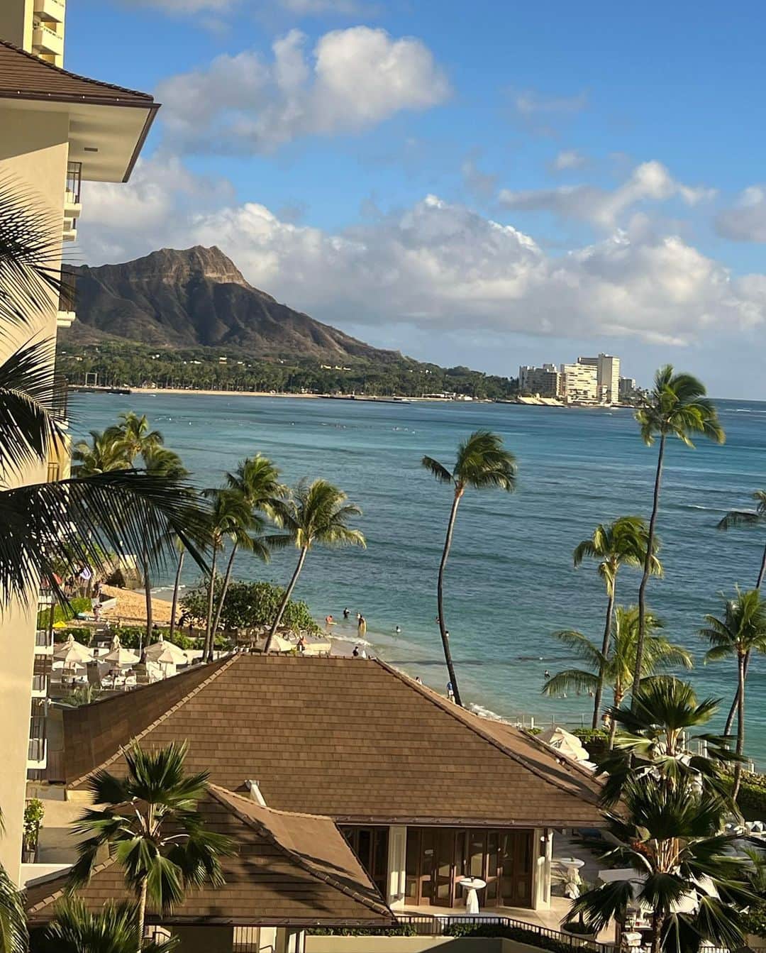 ImotoEtsuyo さんのインスタグラム写真 - (ImotoEtsuyo Instagram)「#ハワイ  到着しました。  ・ 今回はゴルフ仲間と。 明日から3日連続ゴルフです。 ・ ・ プールやビーチにも 行く予定です。 ・ @halekulanihotel  #ハワイ #hawaii  #honolulu  #ホノルル  #ハレクラニ #waikiki  #ワイキキ」11月25日 16時12分 - bisuhada