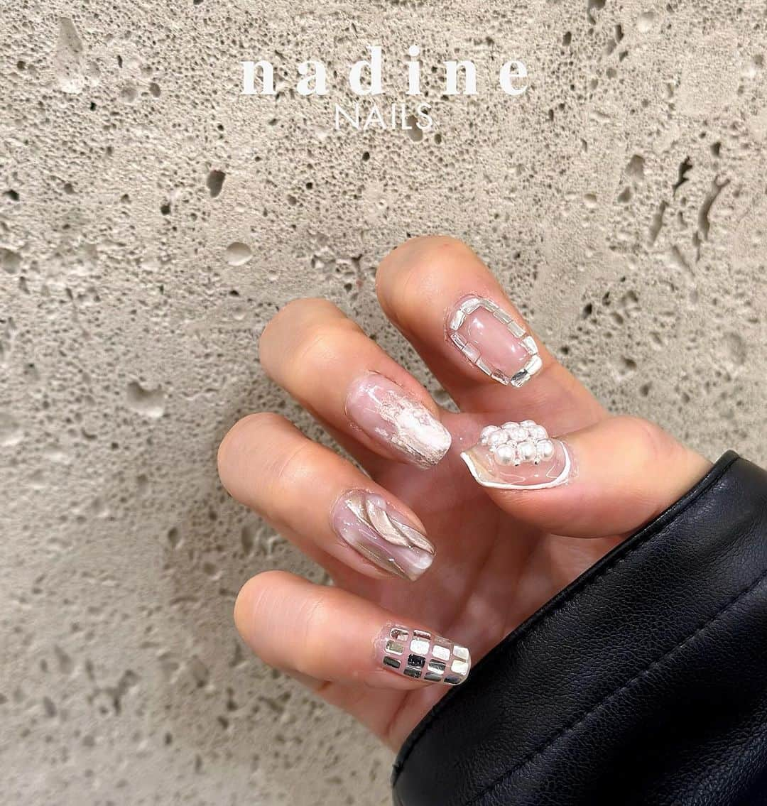 nadineNAILSのインスタグラム