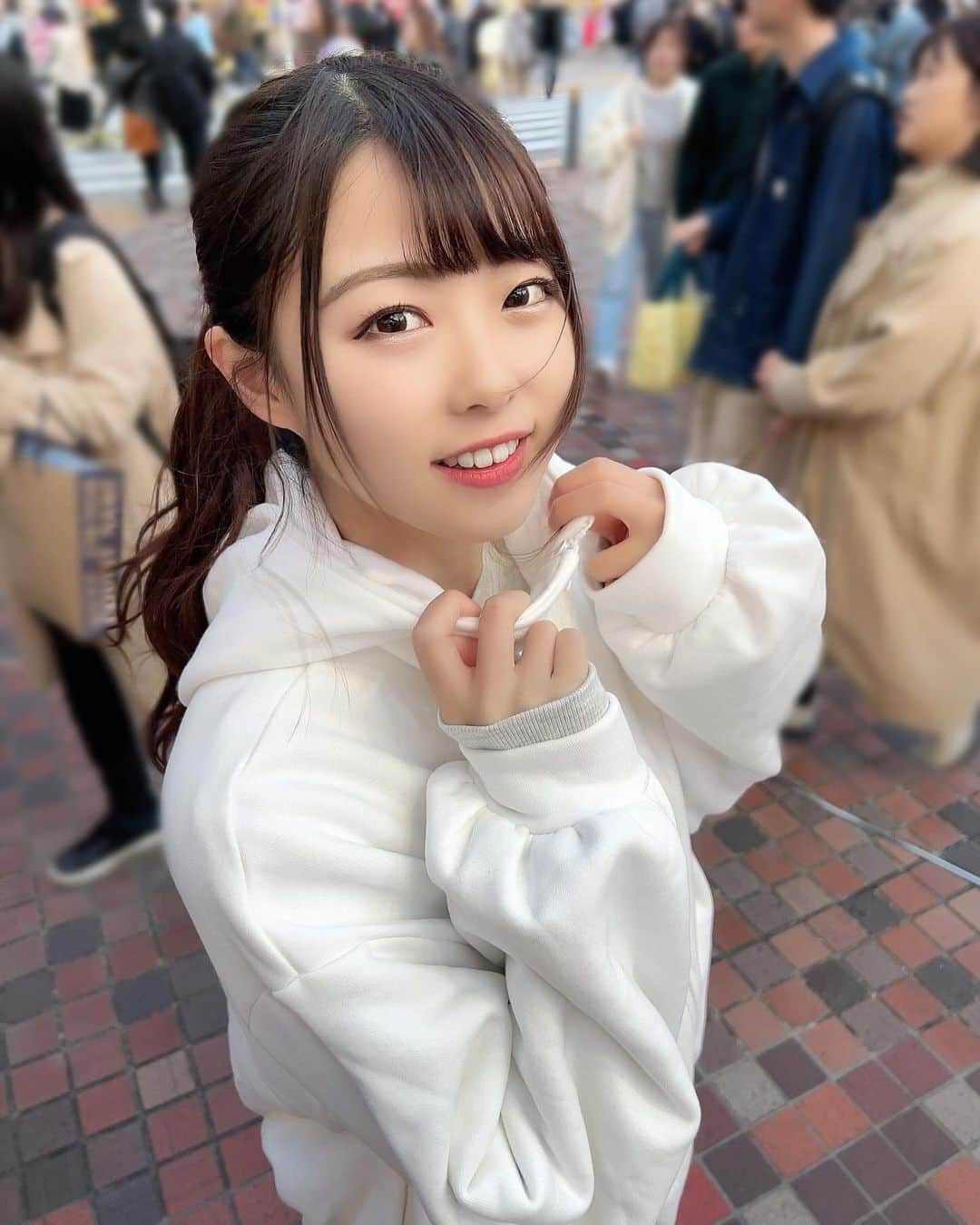 船戸ゆきののインスタグラム：「寒いの苦手です☃︎」