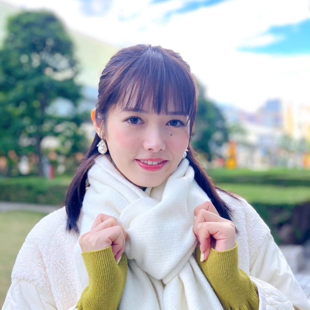 フジテレビ「めざましテレビ」さんのインスタグラム写真 - (フジテレビ「めざましテレビ」Instagram)「もえちゃんの京都弁天気予報です✨  きのうは季節外れの暖かさでしたがきょうは本当に寒いです😵🌀  体が追いつかないですよね💦  もえちゃんみたいに防寒対策をしっかりして良い週末をお過ごしくださいませ⏰💕  #谷尻萌 #めざましどようび」11月25日 10時04分 - mezamashi.tv