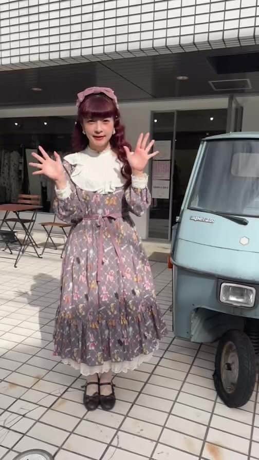 青木美沙子のインスタグラム：「フレジエさんポップアップショップin東京♡ 本日来店イベントです🎀 ①11時から13時 ②14時から16時半  美沙子いますので是非是非ご覧下さい♡お待ちしてます♡」