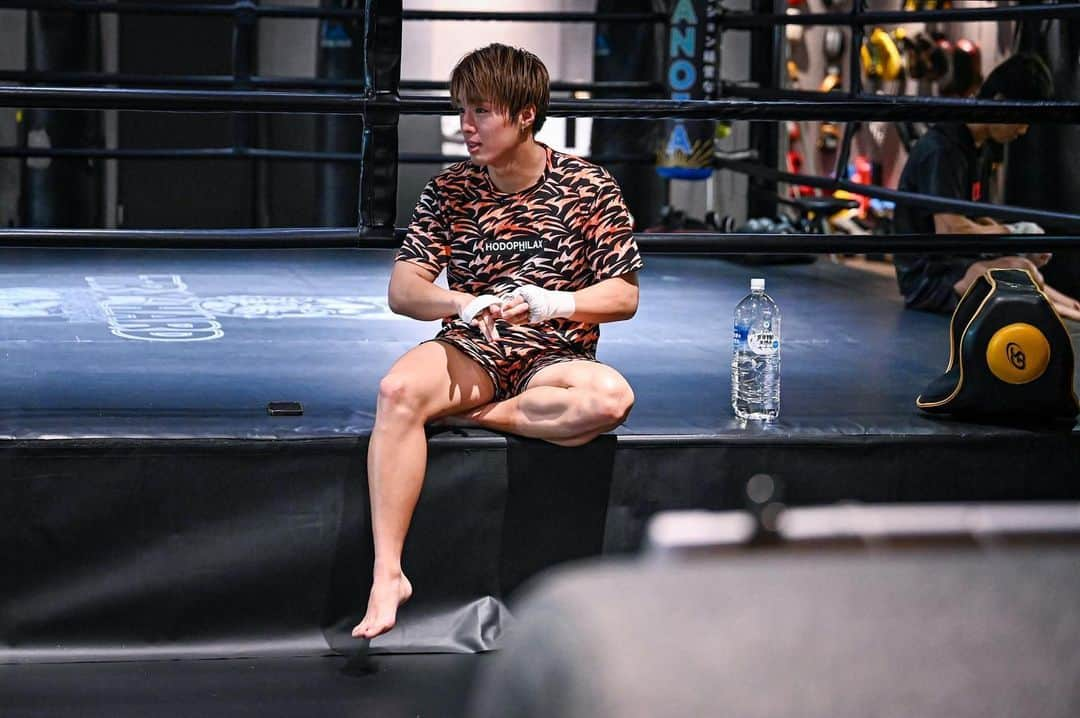 田丸辰のインスタグラム：「. 3 weeks to go before the next fight⚔️💥  @rise_2003official  #RISE #RISE_WS #RISE_WS2023 #田丸辰 #決勝戦  📸 @mgxleague」