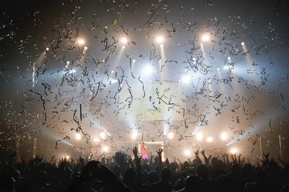 瀧本美織さんのインスタグラム写真 - (瀧本美織Instagram)「🎉瀧本美織 LIVE 2024  at TOKYO & OSAKA🎉  FANCLUBでの先行受付スタートしております🧚🏻  12月3日23:59までとなります。 FANCLUB特典もありますのでこの機会にぜひ🍎  ■大阪公演 2月12日（月・祝） 開場 / 18：30　開演 / 19：00 会場：梅田Zeela  ■東京公演 3月31日（日） 開場 / 18：45　開演 / 19：15 会場：渋谷ストリームホール   #瀧本美織  #live」11月25日 11時29分 - mioritakimoto_official